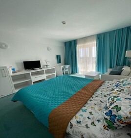 Cameră dublă luxoasă cu vedere la mare la Blaxy Resort